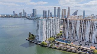 301 174 ST 702, Sunny Isles Beach, FL 33160