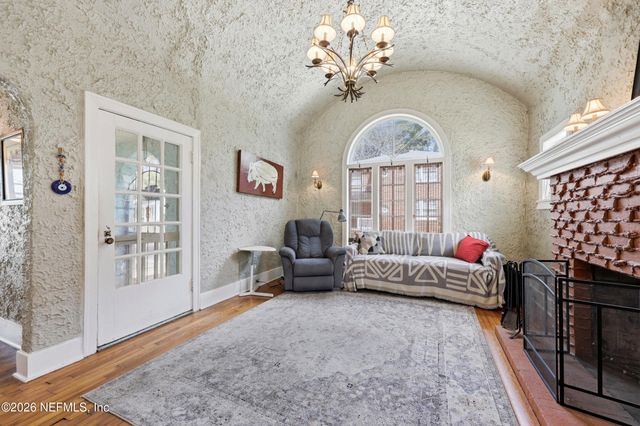 2594 HALDUMAR Terrace, Jacksonville, FL 32204