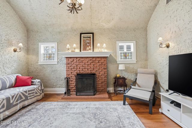 2594 HALDUMAR Terrace, Jacksonville, FL 32204