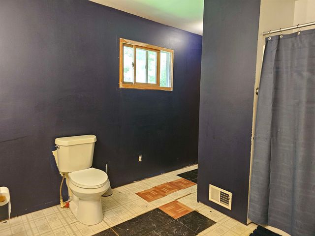 3208 W Bath Road, Perry, MI 48872