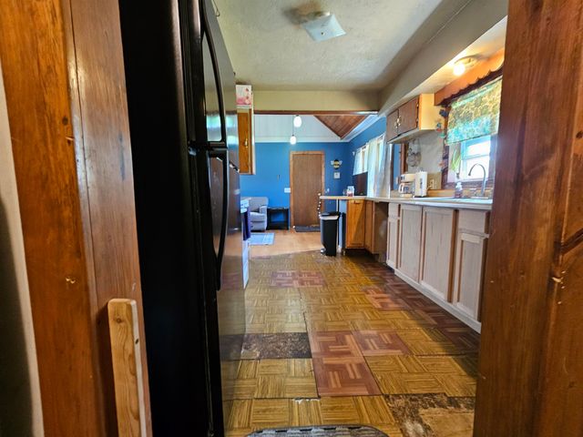 3208 W Bath Road, Perry, MI 48872
