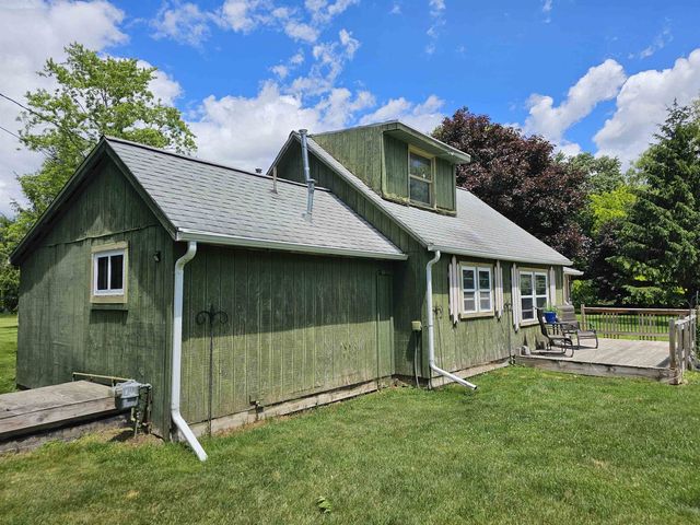 3208 W Bath Road, Perry, MI 48872