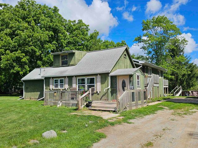 3208 W Bath Road, Perry, MI 48872