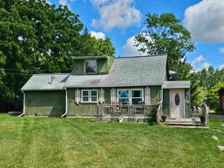 3208 W Bath Road, Perry, MI 48872