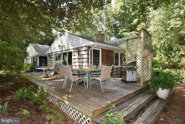 9864 N SHORE DR, Seaford, DE 19973