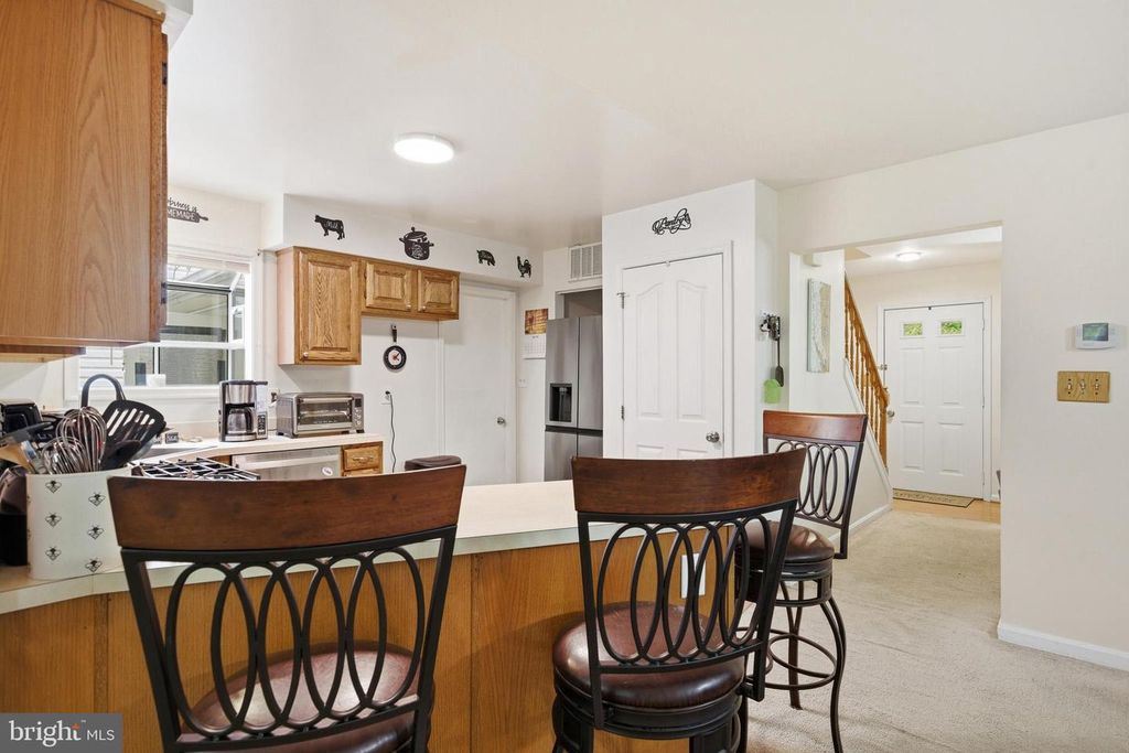 Image 22 of property listing at 23 GRAY INN CT, Prince Frederick, MD 20678