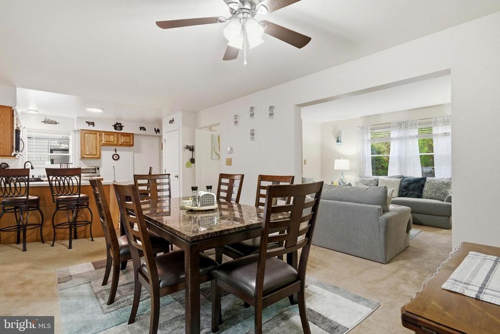 Image 24 of property listing at 23 GRAY INN CT, Prince Frederick, MD 20678