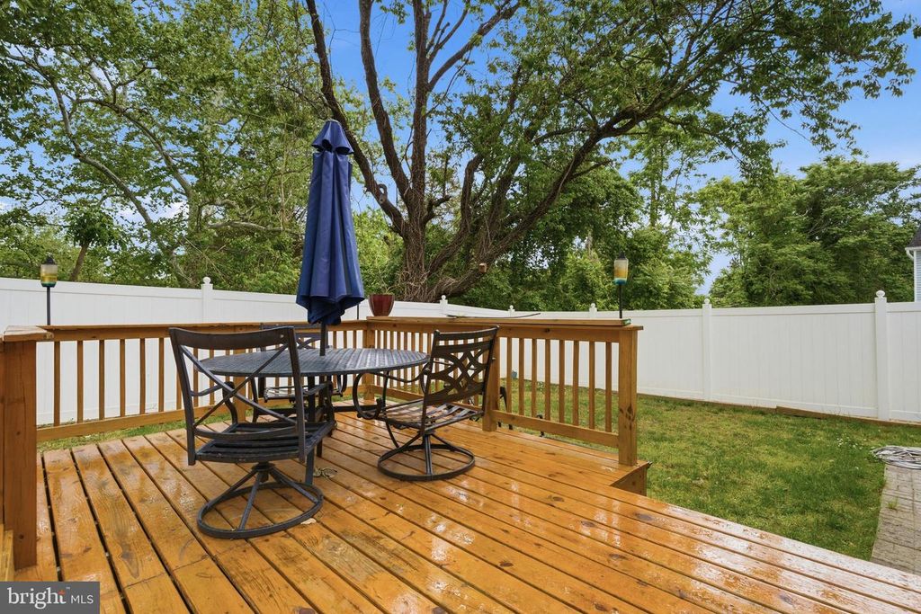 Image 44 of property listing at 23 GRAY INN CT, Prince Frederick, MD 20678