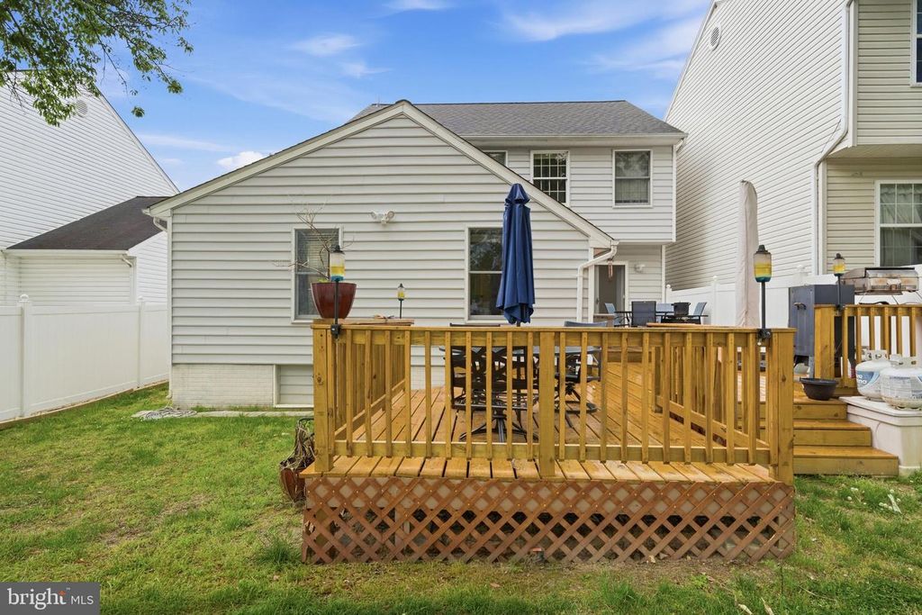 Image 45 of property listing at 23 GRAY INN CT, Prince Frederick, MD 20678