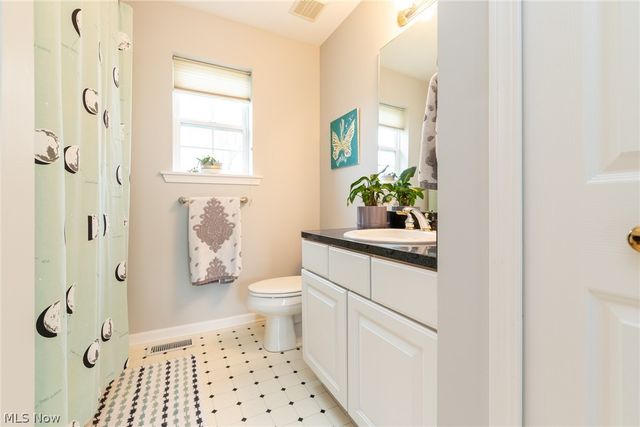 2703 Walton Boulevard, Twinsburg, OH 44087
