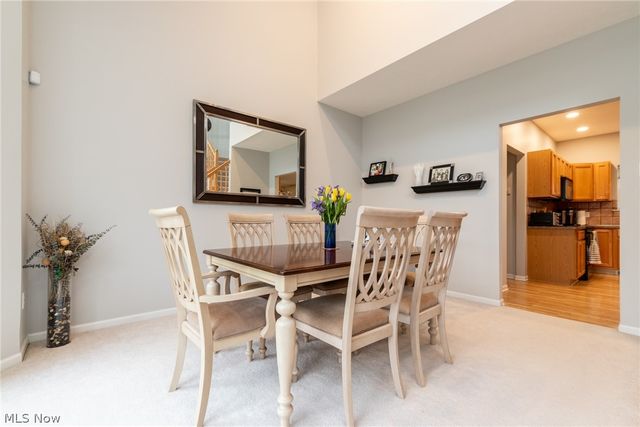 2703 Walton Boulevard, Twinsburg, OH 44087