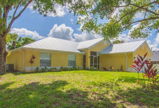 1590 Polynesian Lane, Sebastian, FL 32958