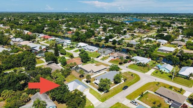 1590 Polynesian Lane, Sebastian, FL 32958