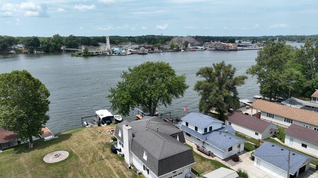 2308 N Sullivan Court, Monticello, IN 47960