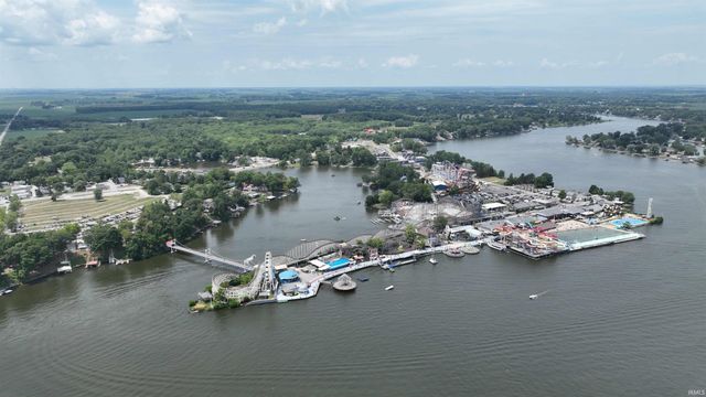 2308 N Sullivan Court, Monticello, IN 47960