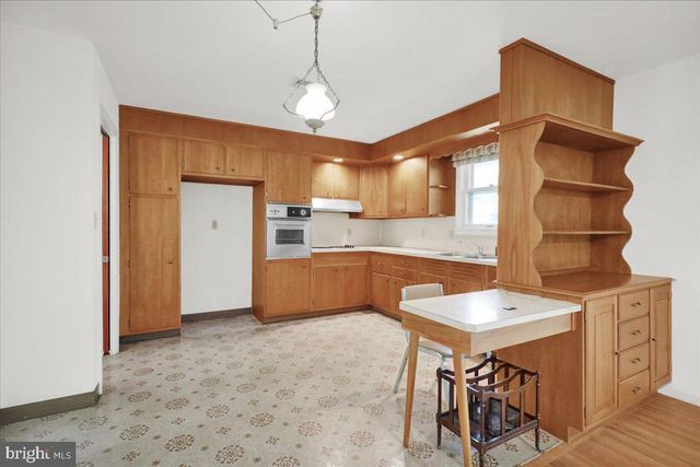 105 CLAYTON, Wyomissing, PA 19610