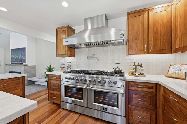 7905 Brook Ct, Granite Bay, CA 95746