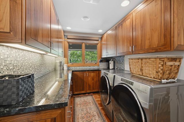 7905 Brook Ct, Granite Bay, CA 95746