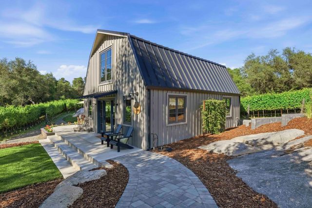 7905 Brook Ct, Granite Bay, CA 95746