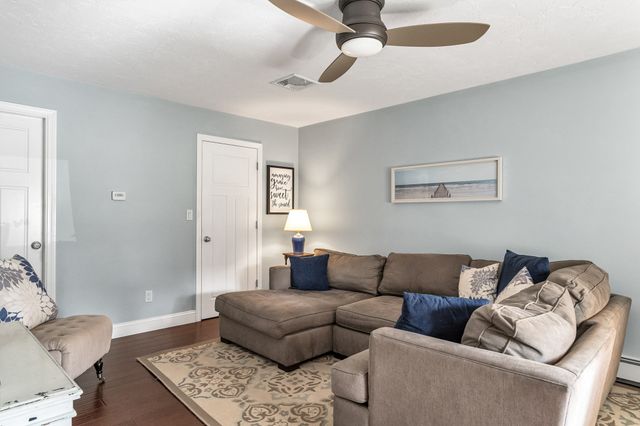 58 Madison Rd, Waltham, MA 02453