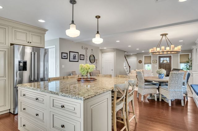 58 Madison Rd, Waltham, MA 02453