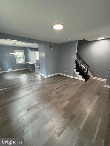 4623 JAY ST NE, Washington, DC 20019