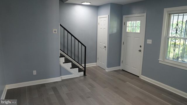 4623 JAY ST NE, Washington, DC 20019