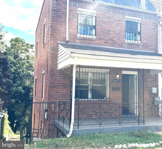 4623 JAY ST NE, Washington, DC 20019