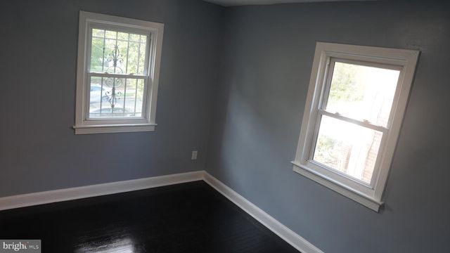 4623 JAY ST NE, Washington, DC 20019