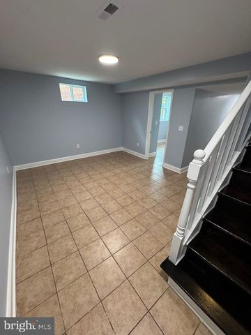 4623 JAY ST NE, Washington, DC 20019