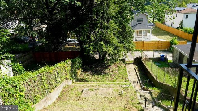 4623 JAY ST NE, Washington, DC 20019