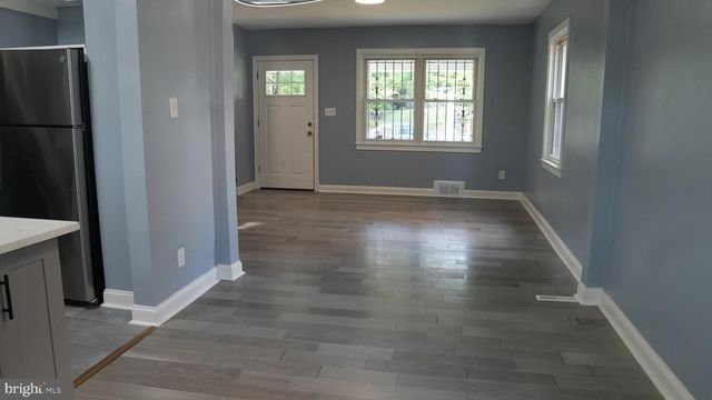 4623 JAY ST NE, Washington, DC 20019