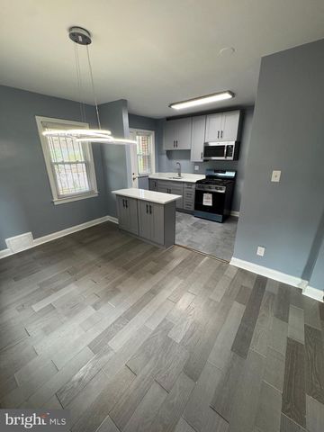 4623 JAY ST NE, Washington, DC 20019