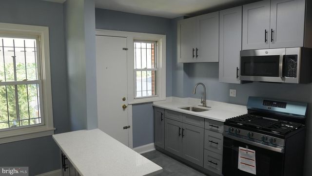 4623 JAY ST NE, Washington, DC 20019