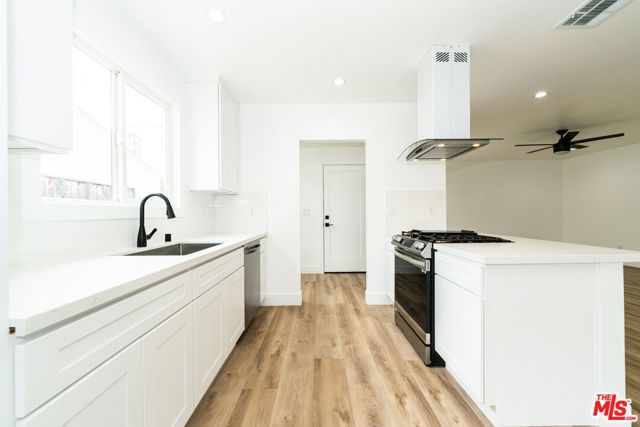 7020 Schroll Street, Lakewood, CA 90713