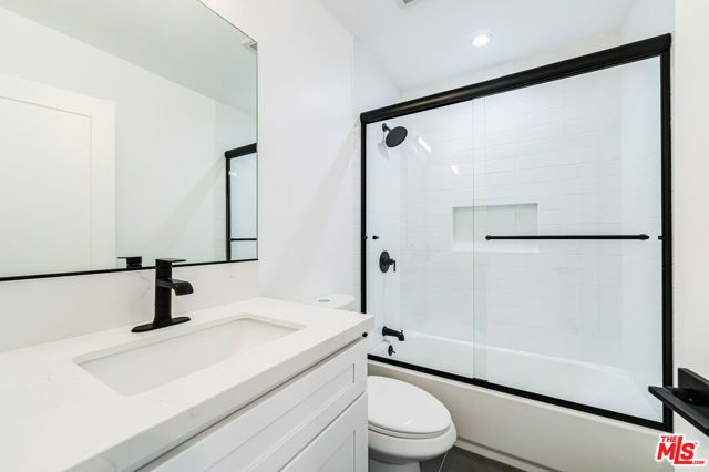 7020 Schroll Street, Lakewood, CA 90713