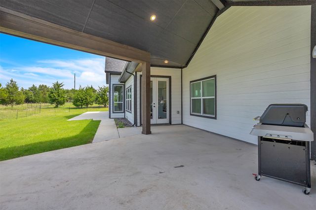 2335 Providence Way, Nevada, TX 75173