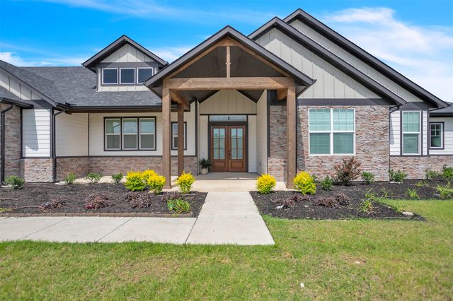 2335 Providence Way, Nevada, TX 75173