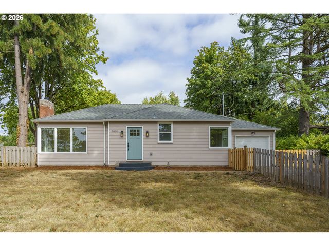 15800 Se OATFIELD Rd, Milwaukie, OR 97267