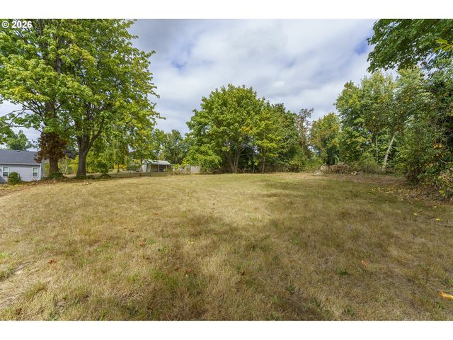 15800 Se OATFIELD Rd, Milwaukie, OR 97267