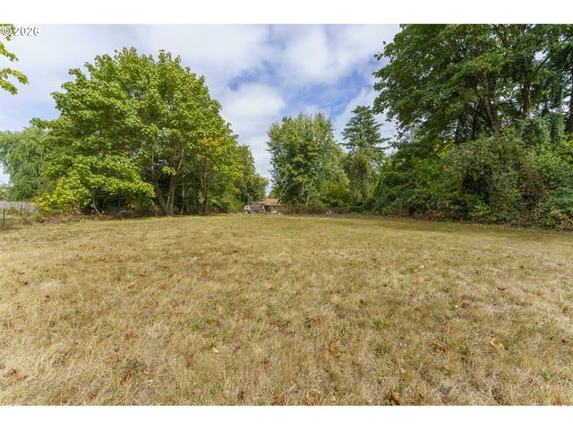 15800 Se OATFIELD Rd, Milwaukie, OR 97267