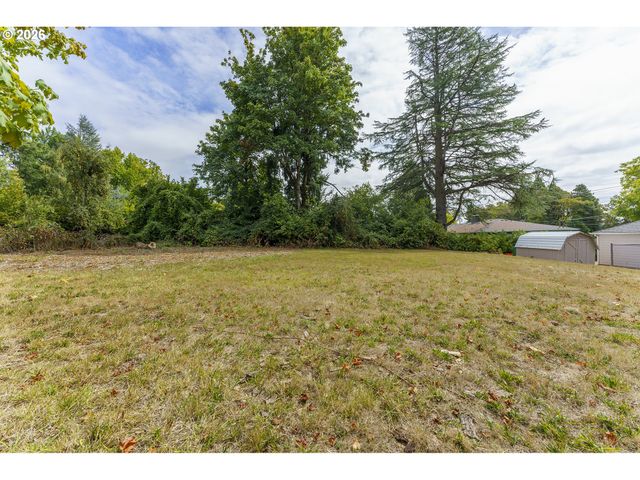 15800 Se OATFIELD Rd, Milwaukie, OR 97267