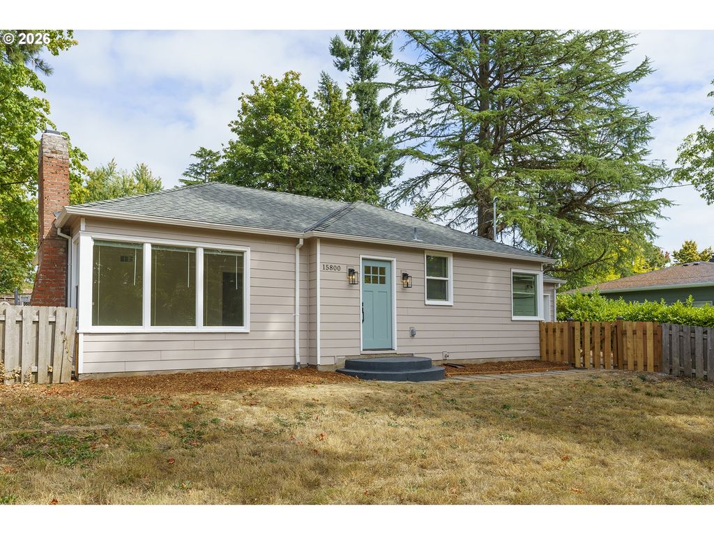 15800 Se OATFIELD Rd, Milwaukie, OR 97267