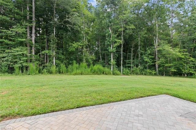 1007 Old Hickory Drive, Summerfield, NC 27455