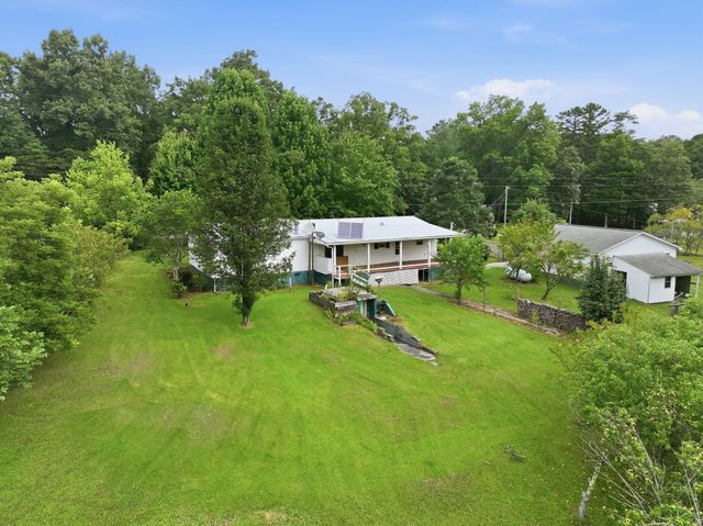 704 Canyon Dr, Altamont, TN 37301