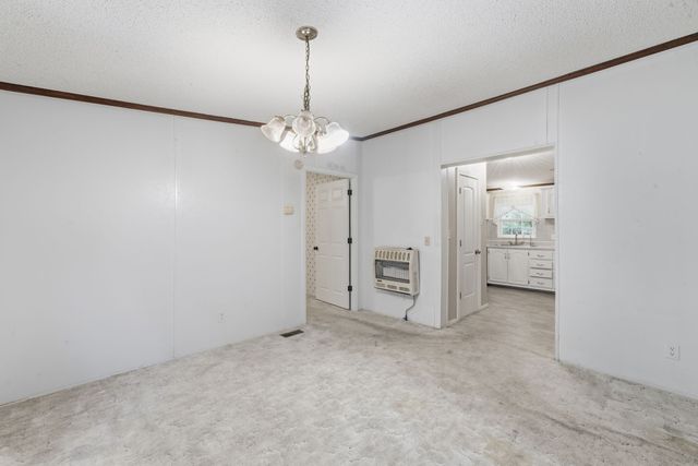 704 Canyon Dr, Altamont, TN 37301