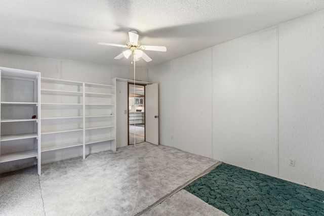 704 Canyon Dr, Altamont, TN 37301