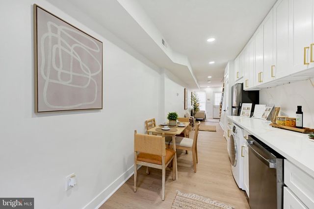 203 S MADEIRA ST, Baltimore, MD 21231