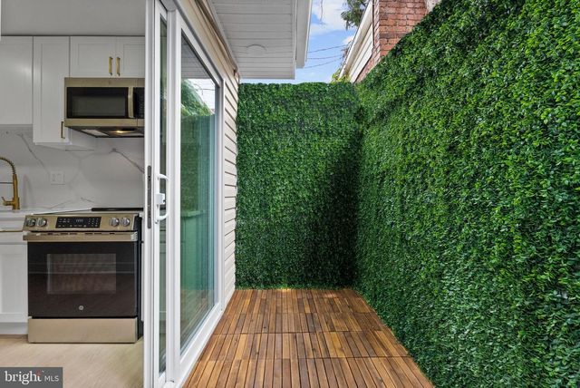 203 S MADEIRA ST, Baltimore, MD 21231