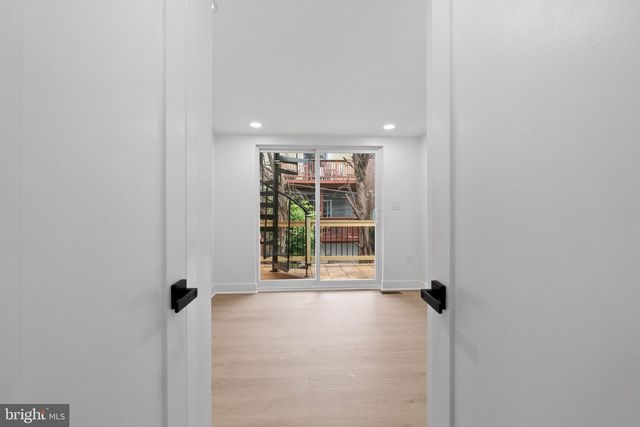 203 S MADEIRA ST, Baltimore, MD 21231